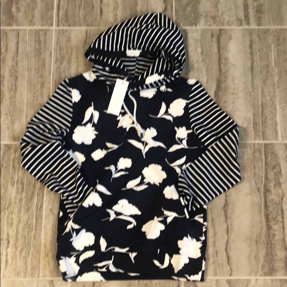 NWT Jamby Styles Hoodie Size Small